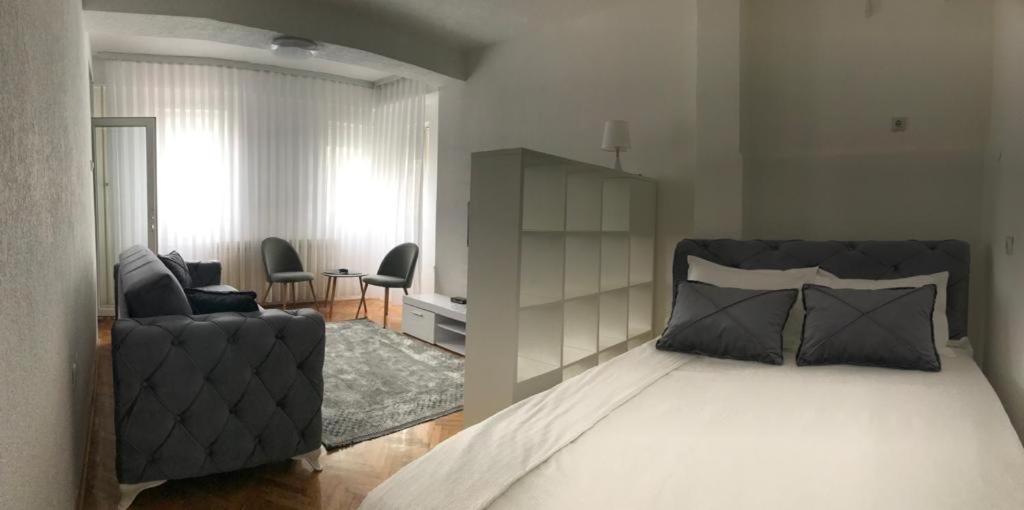 Stan Na Dan Appartement Novi Pazar Buitenkant foto